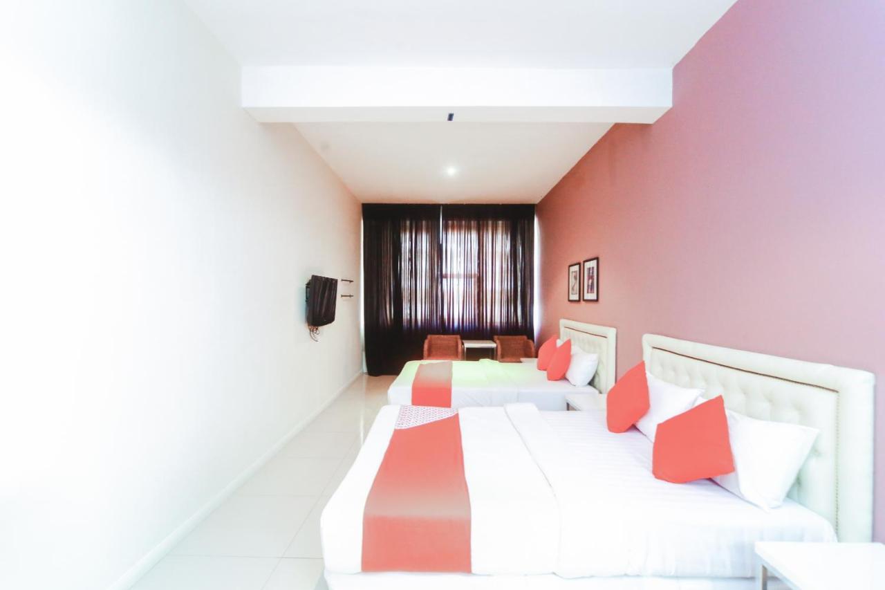 โอโย 777 เอปาล โฮเต็ล Hotel โกตาคินาบาลู ภายนอก รูปภาพ